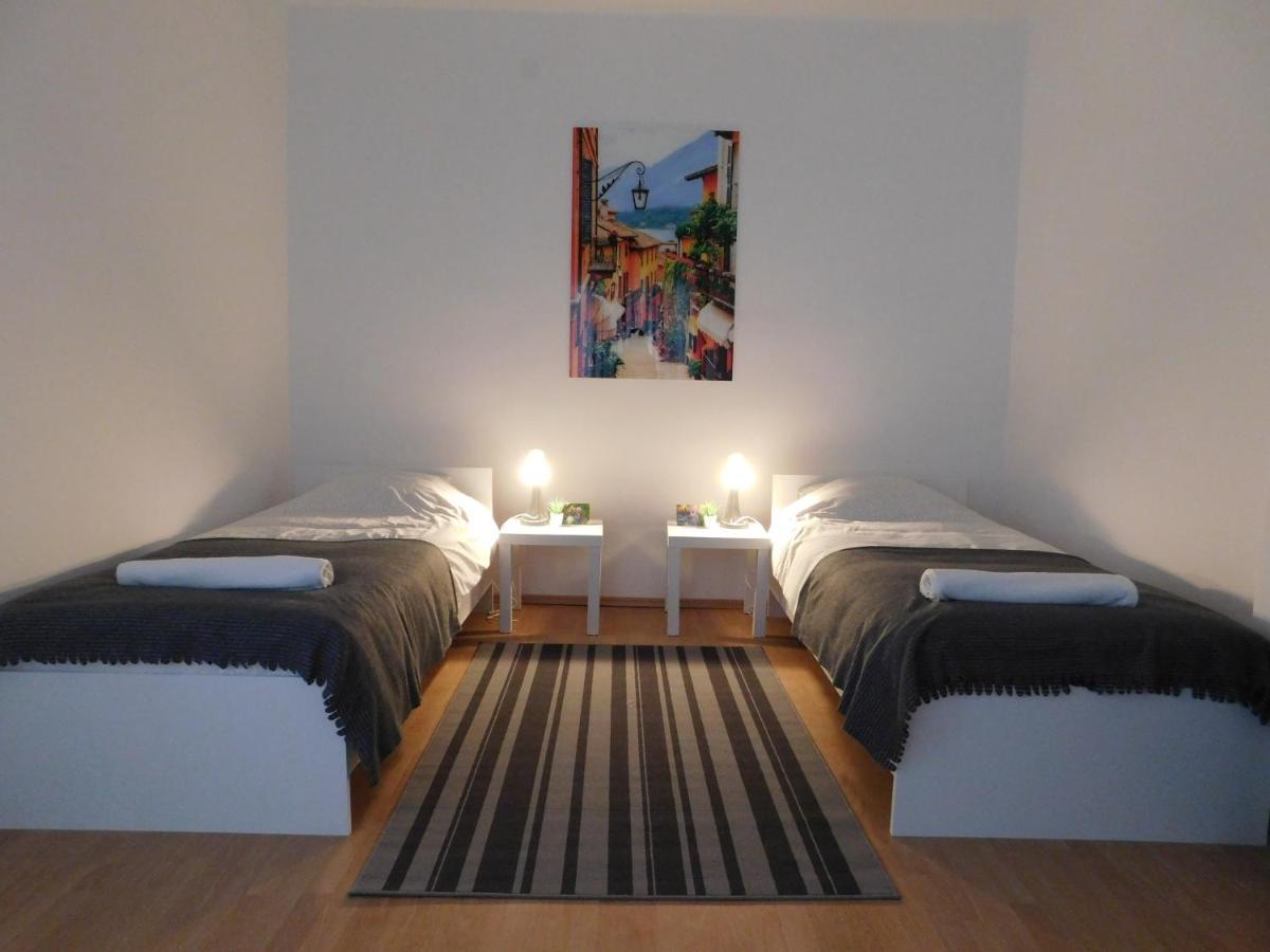 Apartments Mateo ซาเกร็บ ภายนอก รูปภาพ