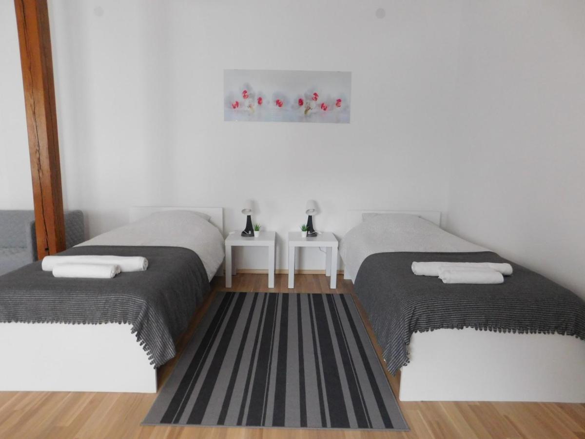 Apartments Mateo ซาเกร็บ ภายนอก รูปภาพ