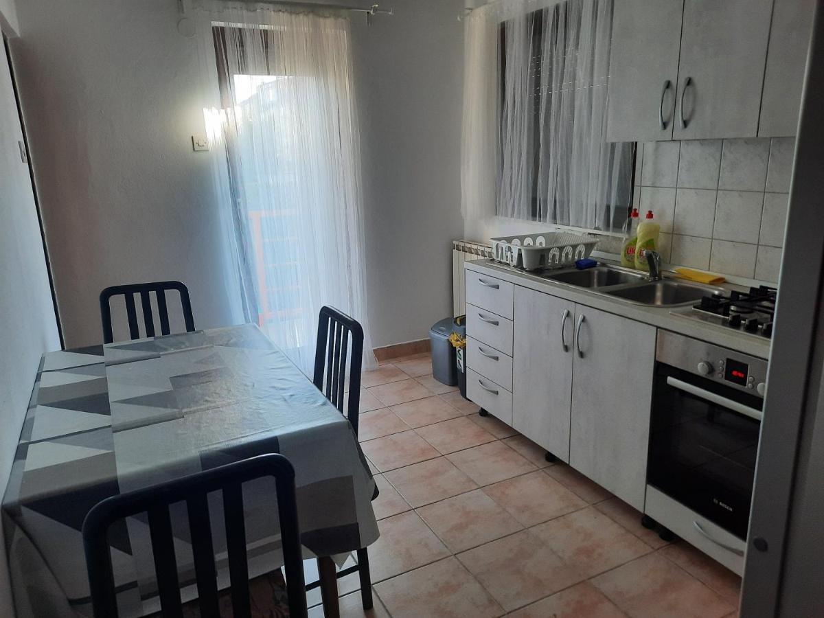 Apartments Mateo ซาเกร็บ ภายนอก รูปภาพ