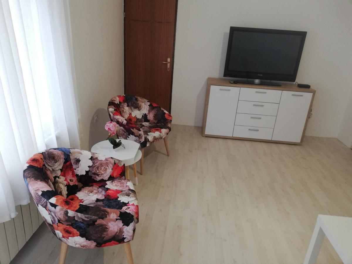 Apartments Mateo ซาเกร็บ ภายนอก รูปภาพ